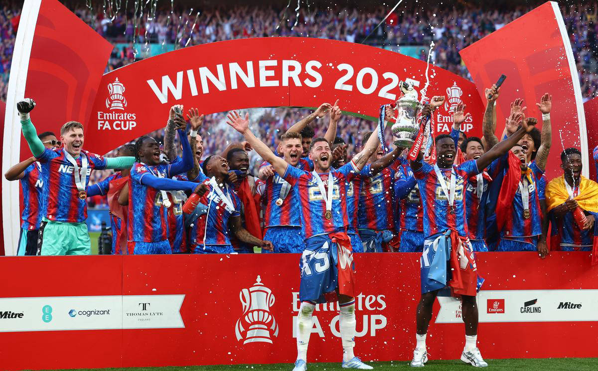 关于赛地聚焦——英超集结日热度飙升，北京首钢再遭质疑，球迷炸锅，赛程密集仍需轮换的信息